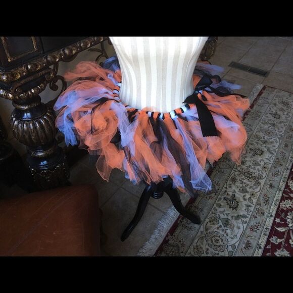 🐠 🎃 GOLDFISH, HALLOWEEN, Fun Run or Cosplay Tutu - Picture 5 of 8